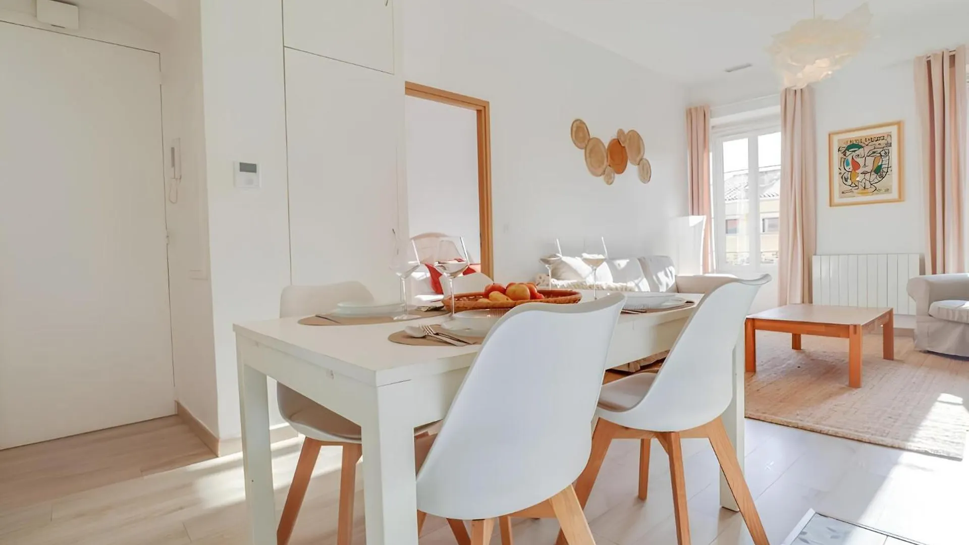 Magnifique Appartement, Plein Centre, Cozy Menton 0*,
