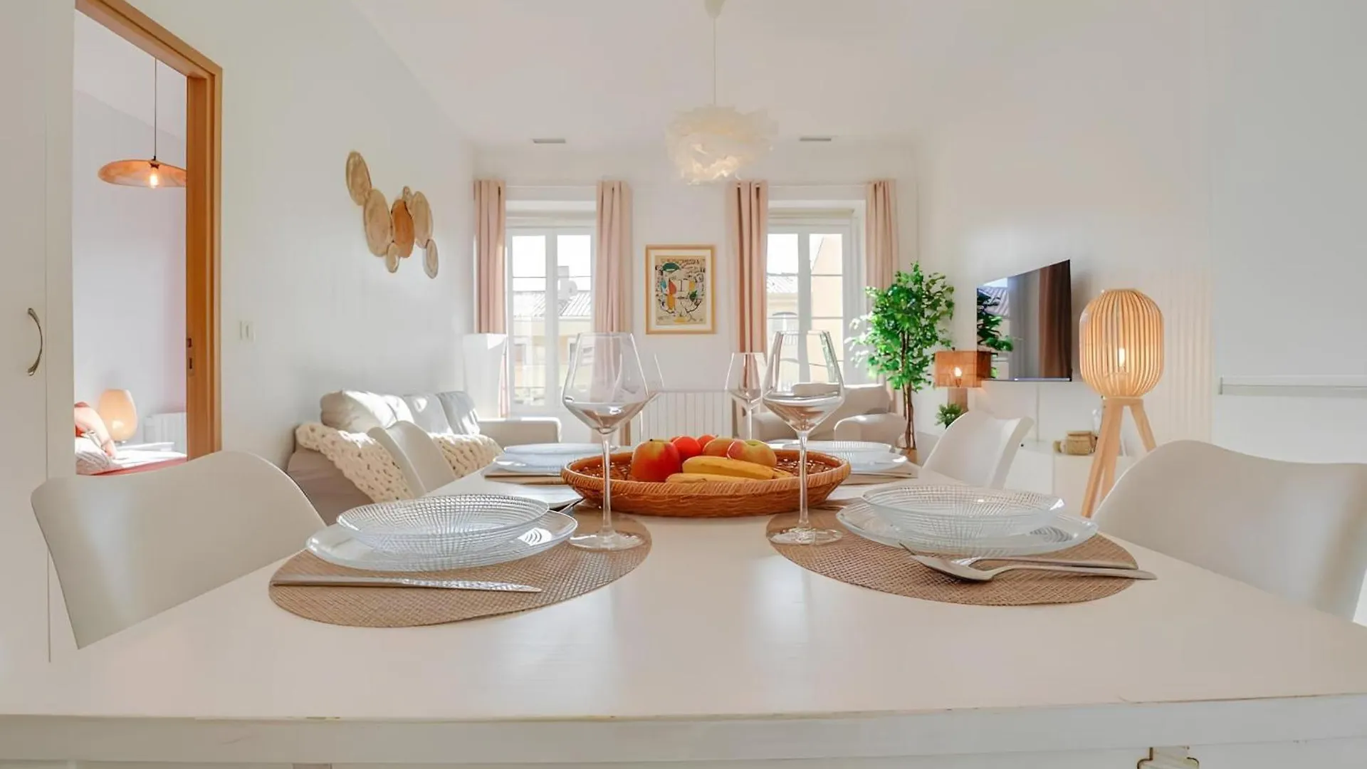 Magnifique Appartement, Plein Centre, Cozy Menton 0*,  France