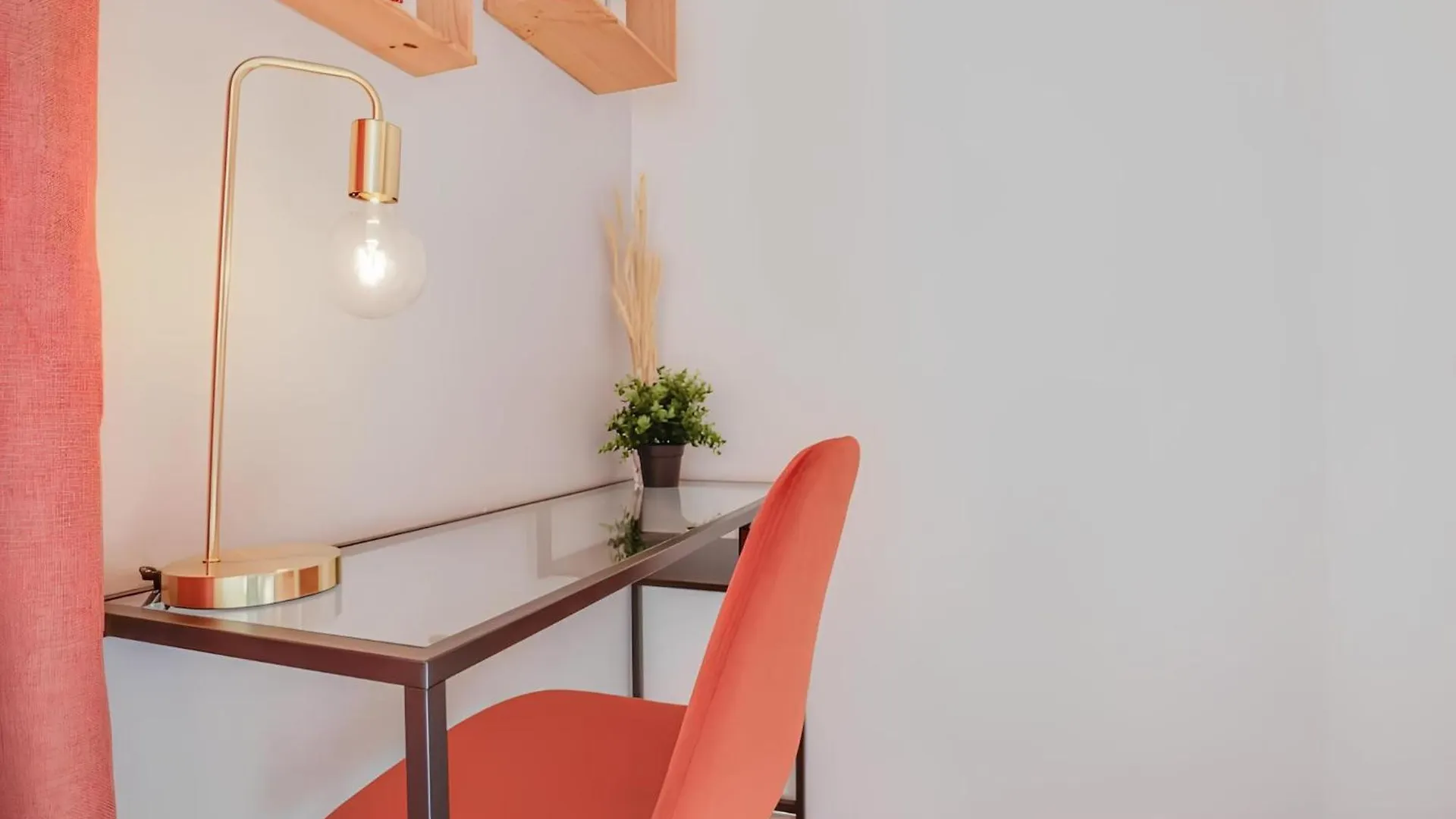 Magnifique Appartement, Plein Centre, Cozy Menton 0*,  France