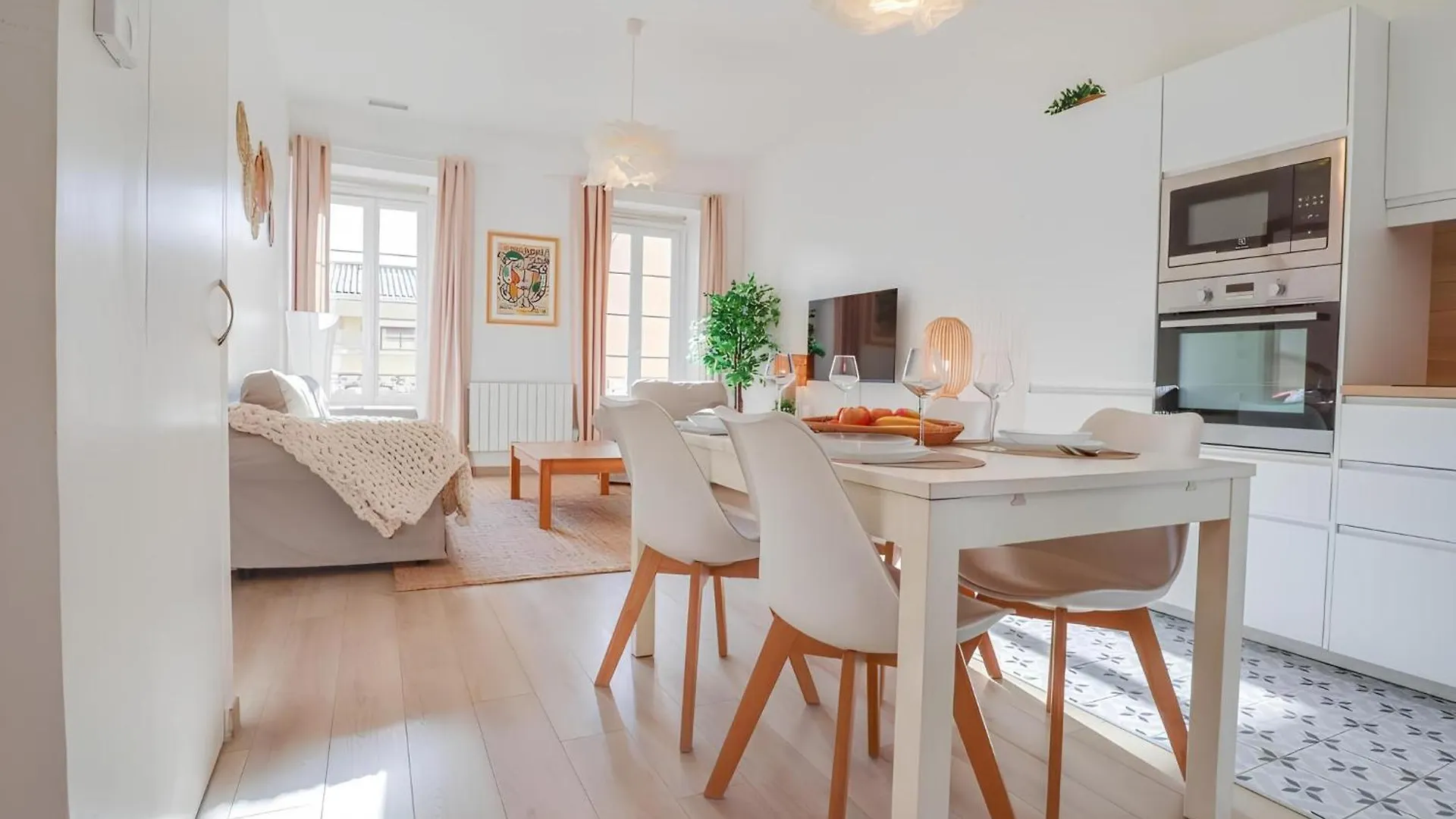 Apartment Magnifique Appartement, Plein Centre, Cozy Menton France
