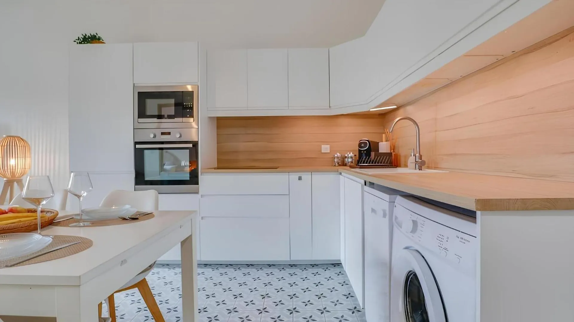 Magnifique Appartement, Plein Centre, Cozy Menton Apartment